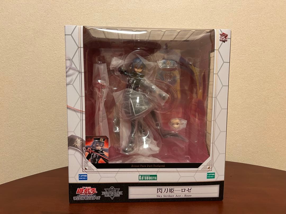 限定特典付き　閃刀姫ロゼ　フィギュア　コトブキヤ　遊戯王 開封品