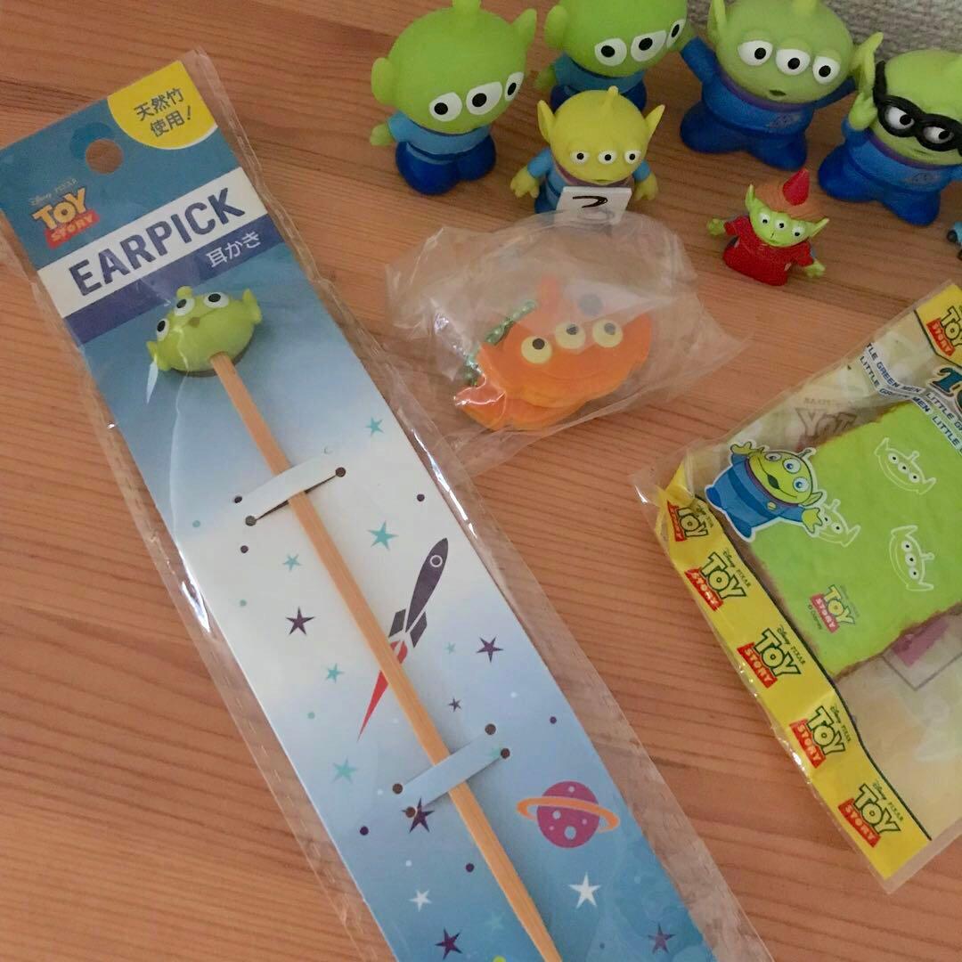 トイ・ストーリー　ウッディ　バズ　リトルグリーンメン　フィギュア　ぬいぐるみ