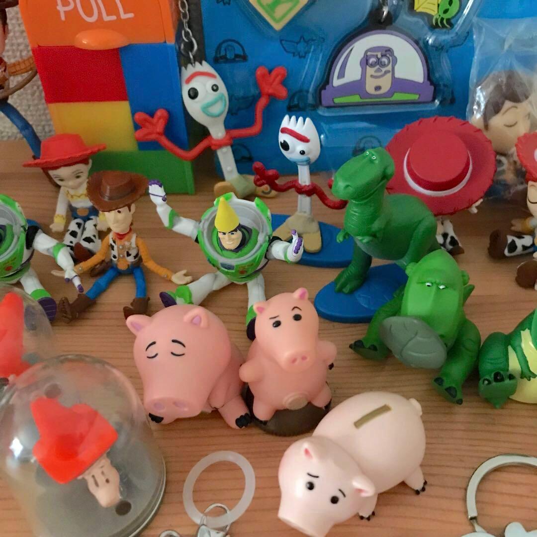 トイ・ストーリー　ウッディ　バズ　リトルグリーンメン　フィギュア　ぬいぐるみ