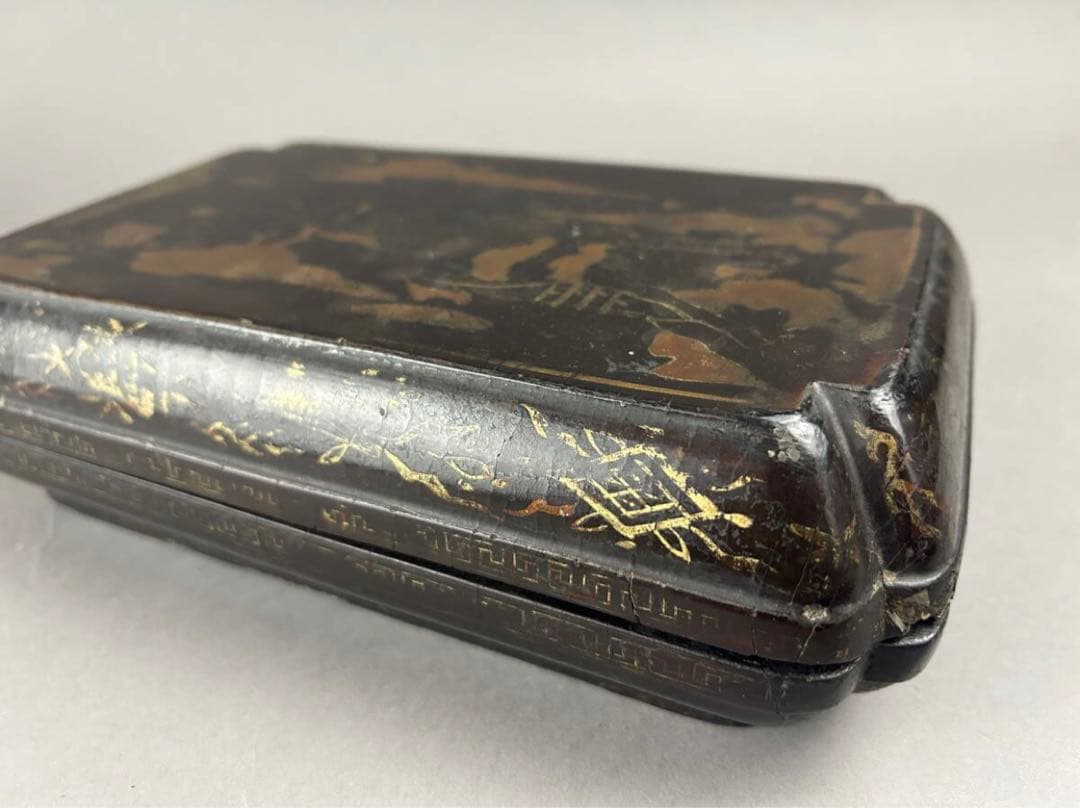 黒漆金彩長方箱 X-91