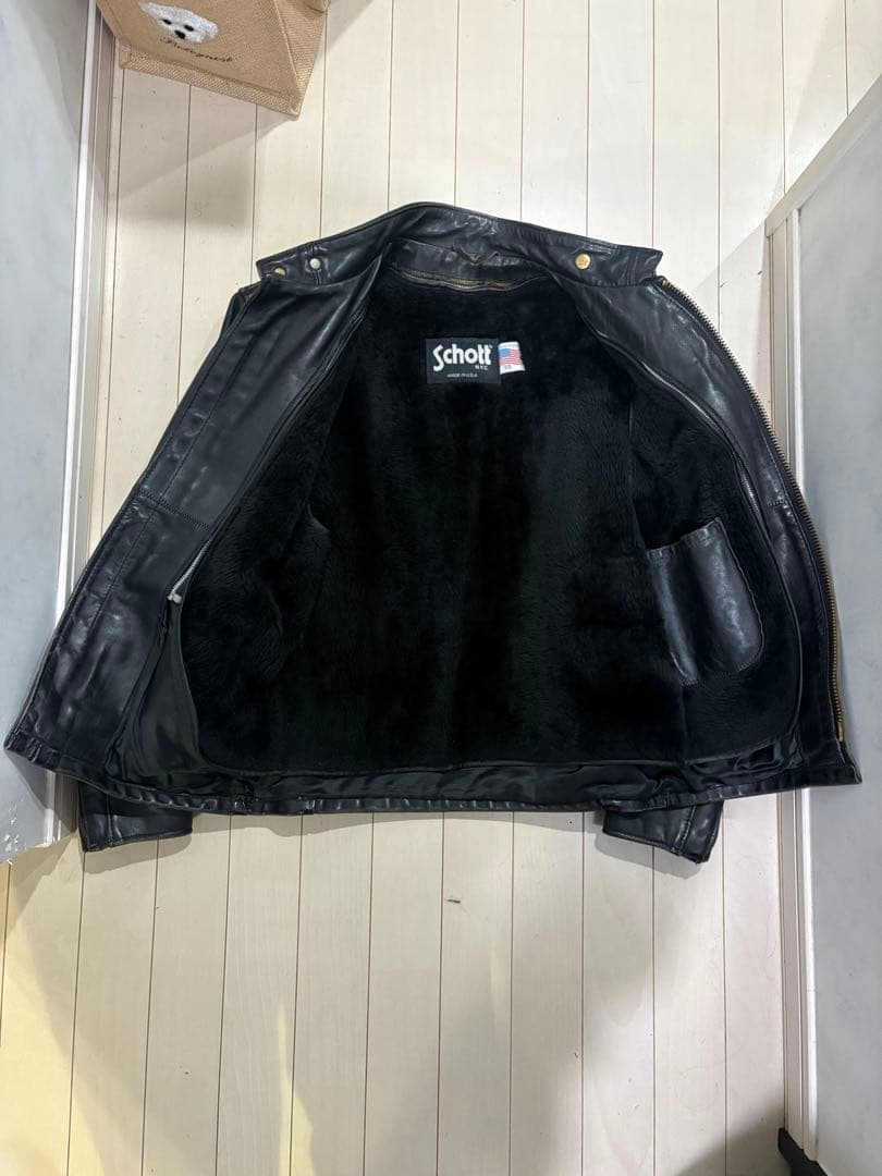 Schott ブラックレザーシングルライダースジャケット38 (M)品番641G