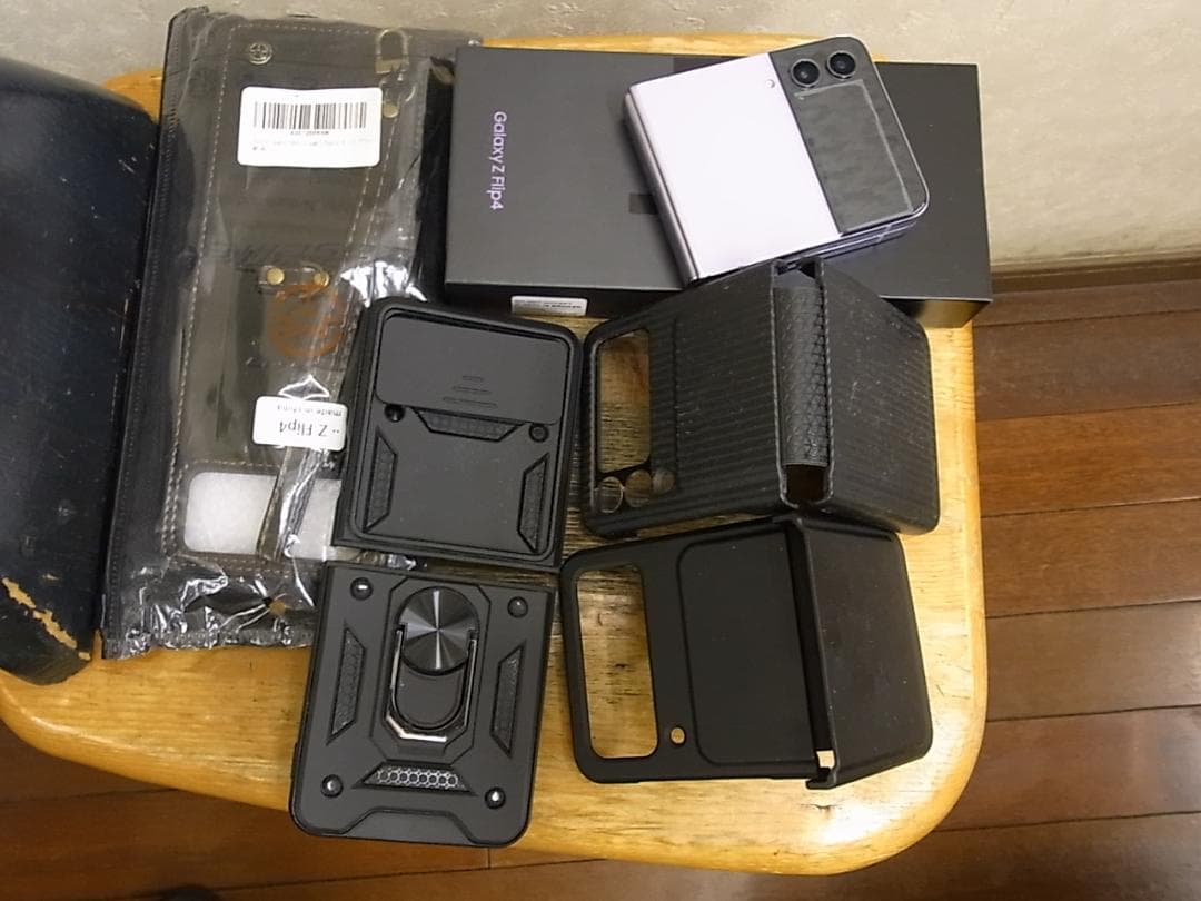 Samsung Galaxy Z Flip 4 5G SM-F7210 香港版