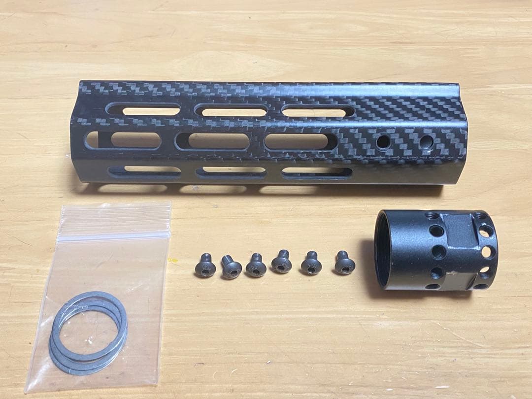 Vector Optics カーボンファイバー　M-LOK ハンドガード　7