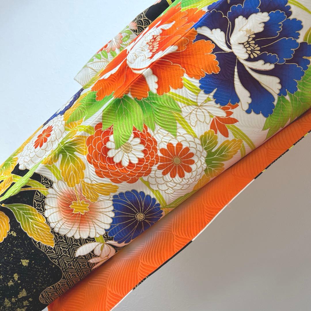 405 振袖フルセット 正絹 白 橙 黒 緑 金彩 駒刺繍 カラフル レトロ