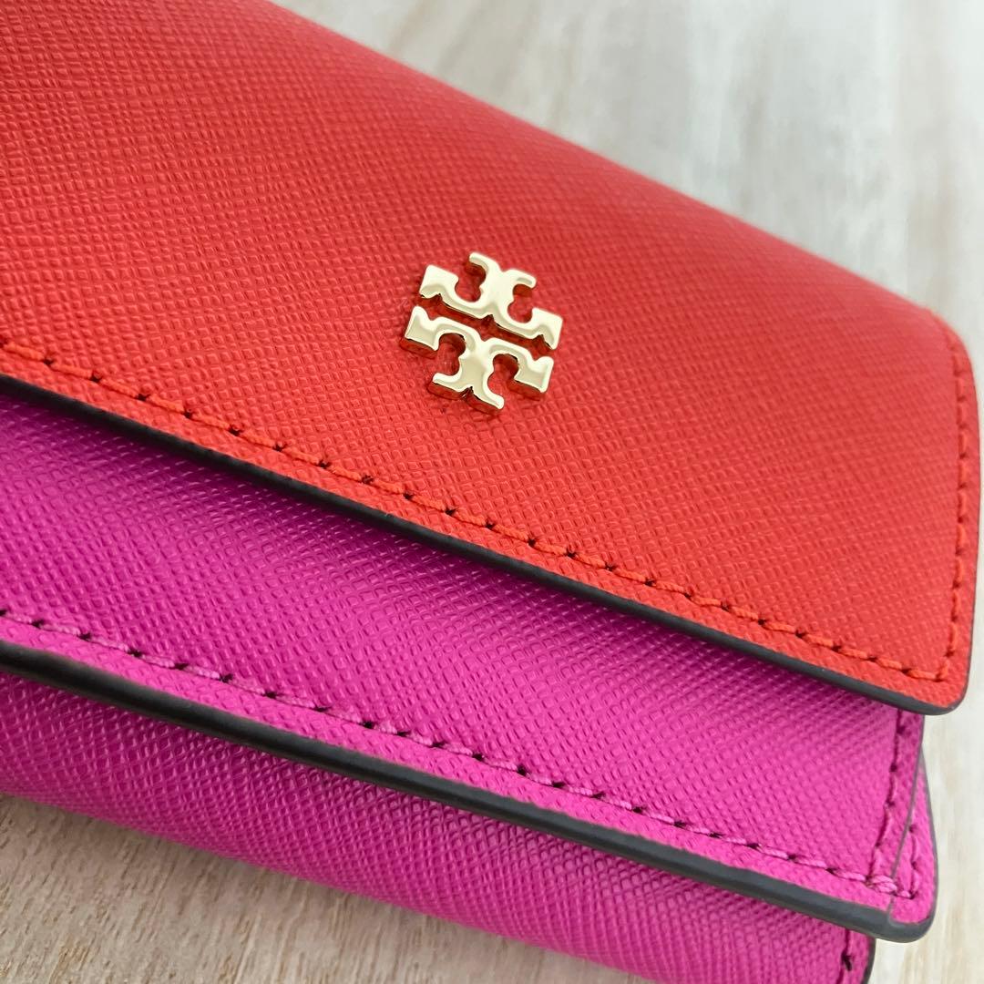 新品✨トリーバーチ✨三つ折り財布✨エマーソン✨カラーブロック✨ピンク オレンジ系