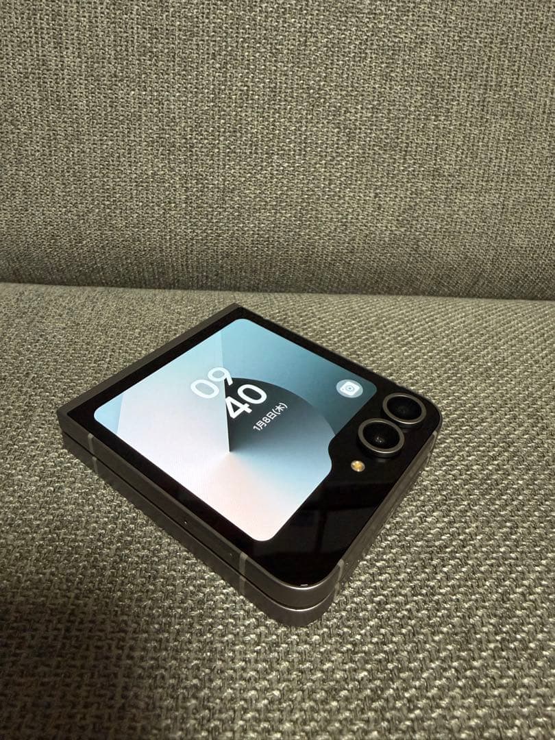 Galaxy Z Flip6 256GB シルバー