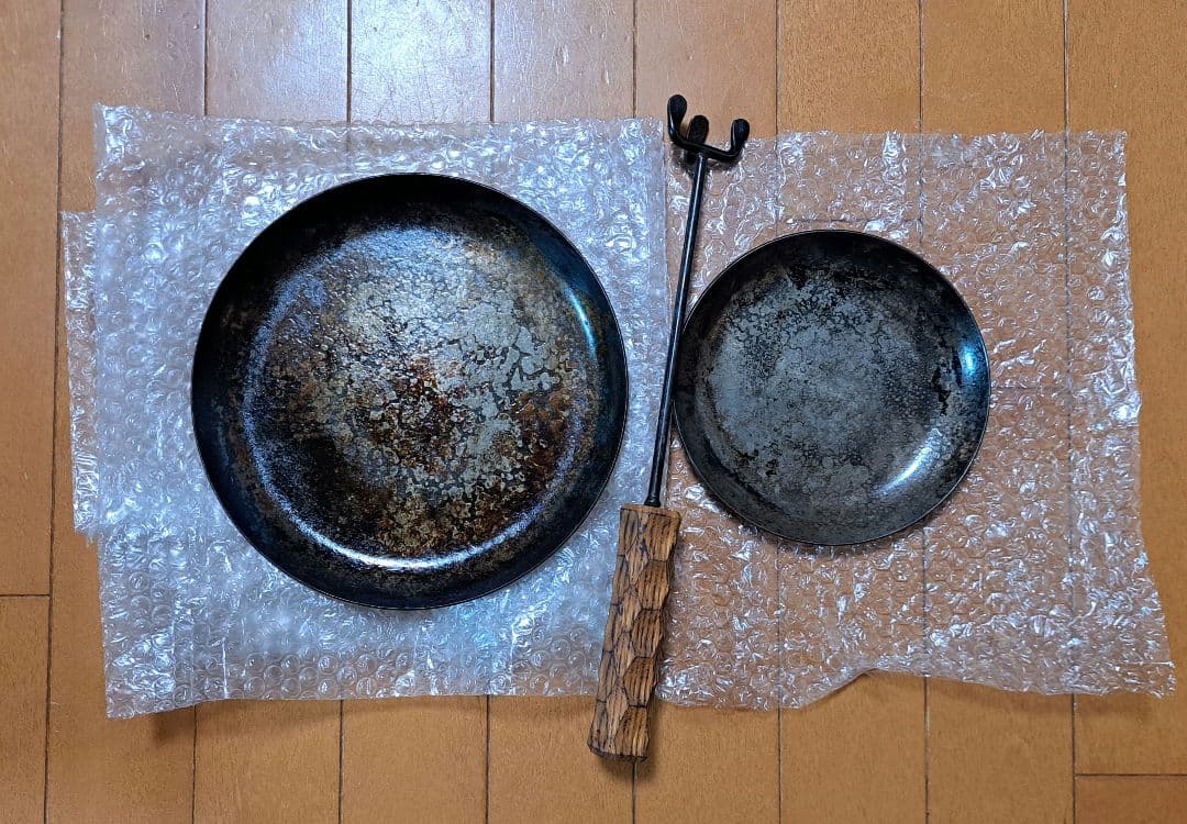 槙塚鉄工所　フライパンディッシュ　中　小　+ グリップ付