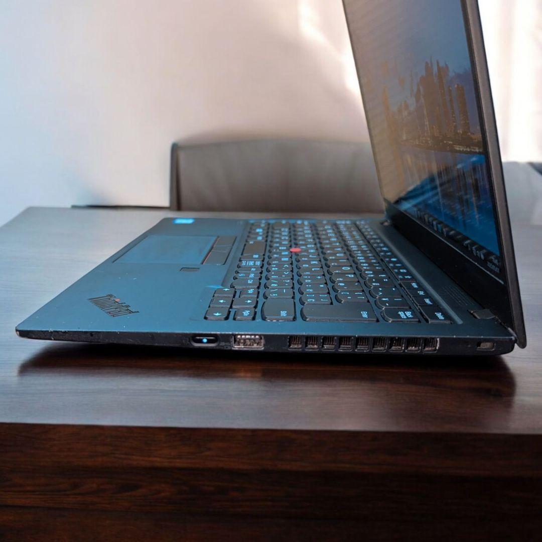 Windowsノート本体 Lenovo ThinkPad X1 Carbon 7th Core i5