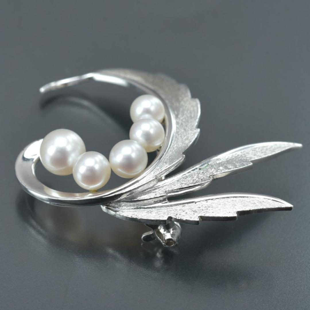 美品 MIKIMOTOアコヤ真珠ブローチ リーフ パール幅6.1mm重さ5.2g