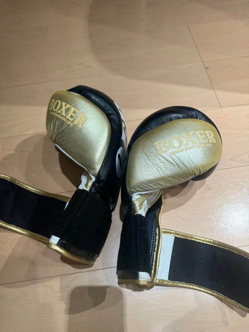 OFB BOXER ボクシンググローブ 黒/金