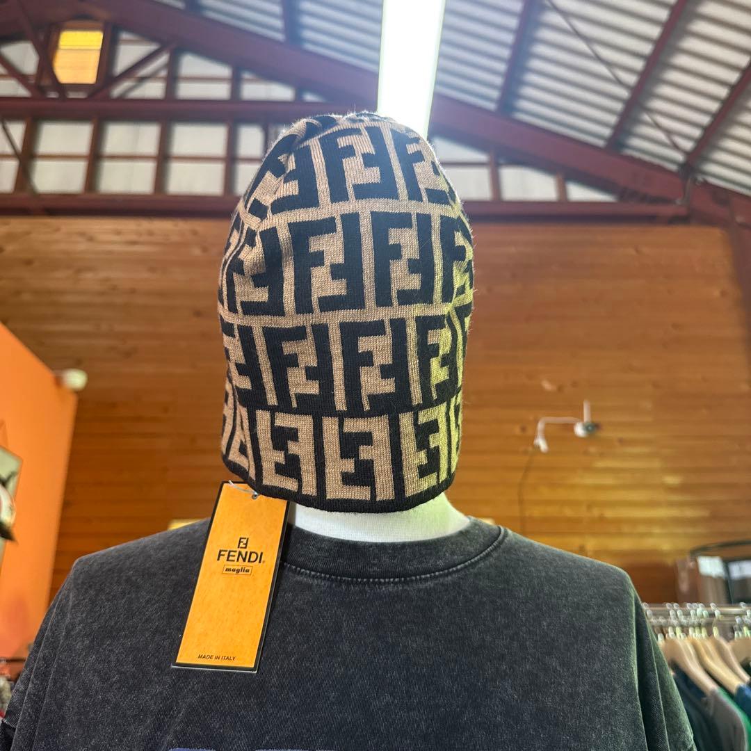 FENDI ズッカ柄 ニット帽 ウールマーク ブラウン