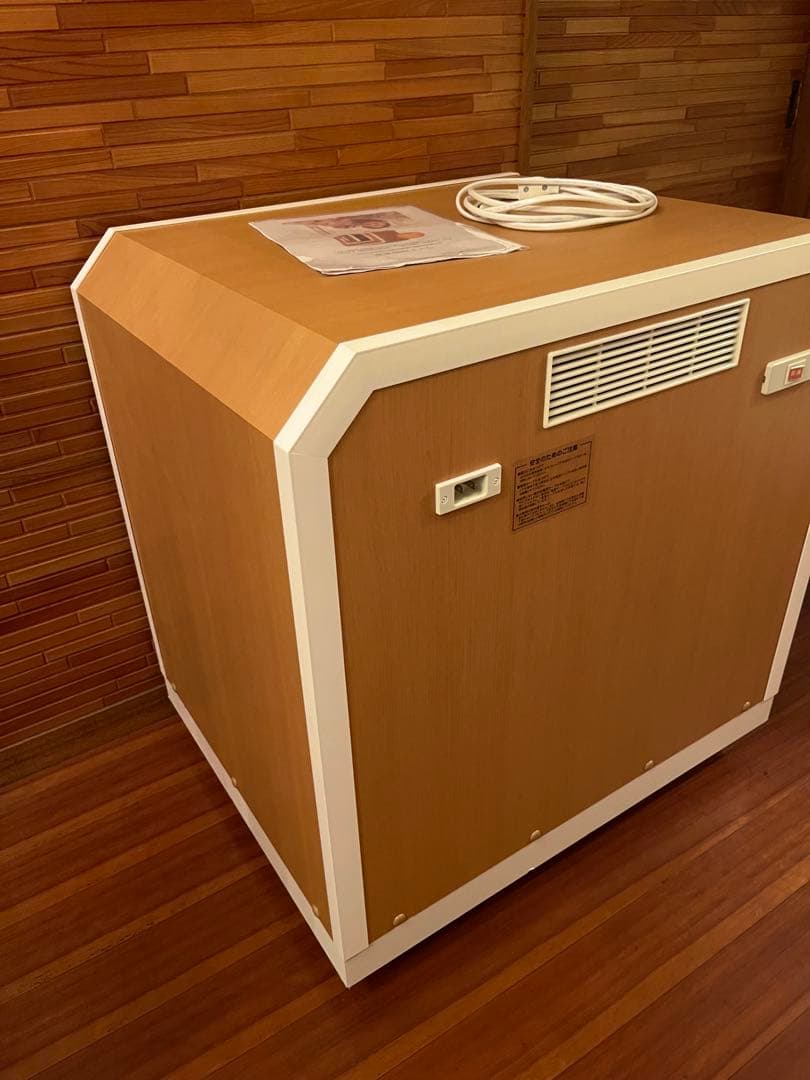 【新品同様】ワンだぁルーム ペット用防音室