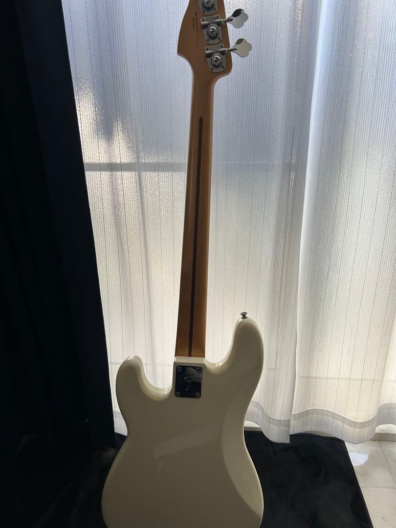 ベース FENDER player precision bass maple
