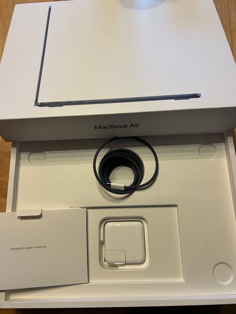 MacBook Air M2 マックブック　エアー　アップル　Apple 箱付き