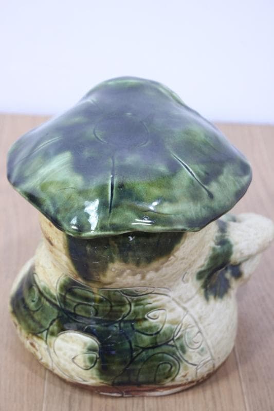 ◆瀬戸　織部焼　かっぱ　河童の置物