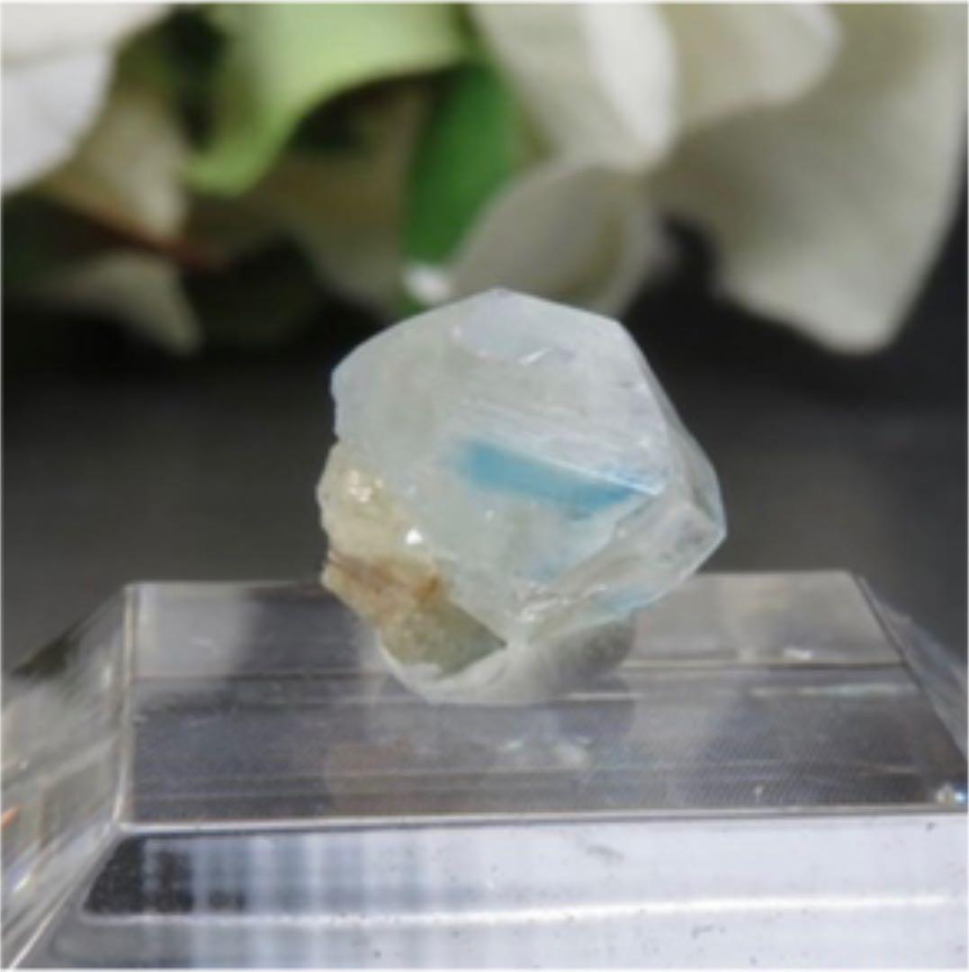 Y*!様 ブラジル産 ユークレース 原石 鉱物