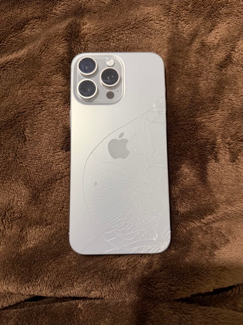 iPhone15ProMax 256GB ナチュラルチタニウム　SIMフリー