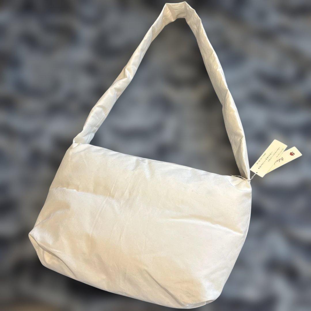 ヨーガンレール ダウン　ショルダーバッグ