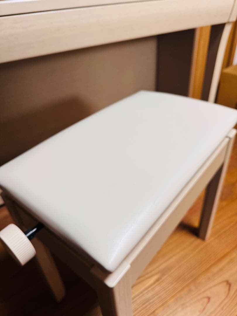 YAMAHA クラビノーバ CLP-735（ホワイトアッシュ調）