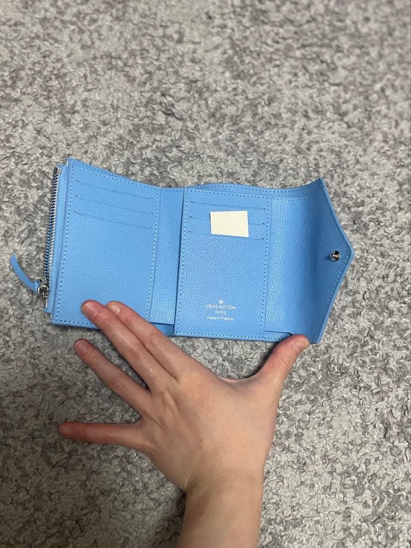 ルイヴィトン LOUIS VUITTON 財布