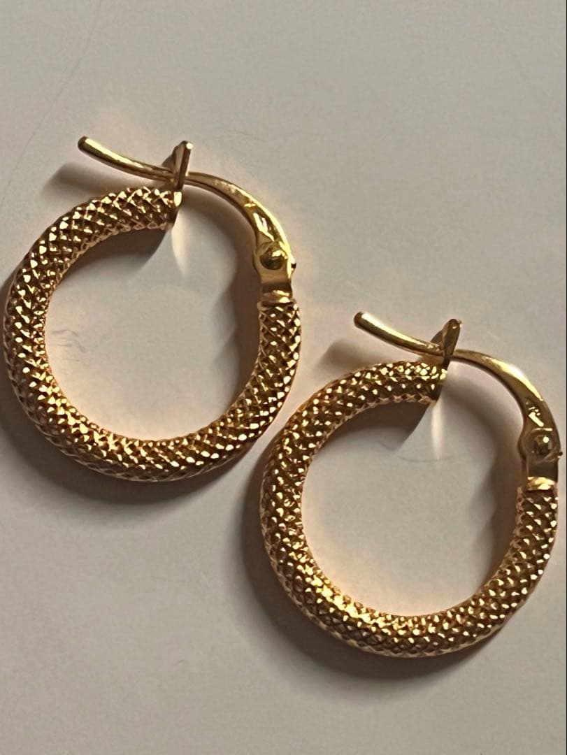 K18(750)ゴールド フープピアス