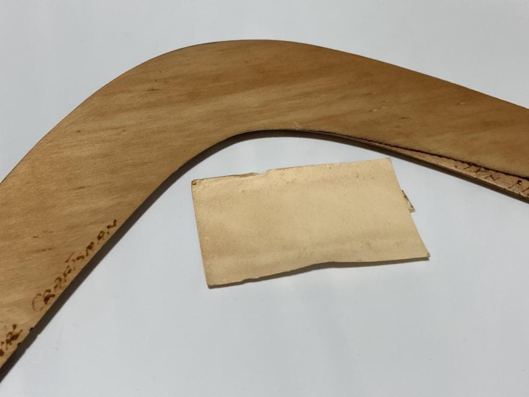 手彫りの木製ブーメラン 約60cm