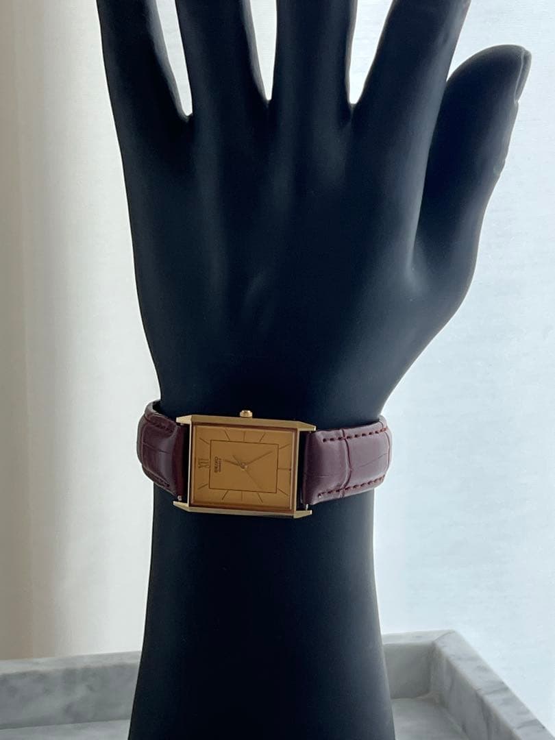 【電池交換済み】SEIKO セイコー　スクエア　シャリオ　ゴールド　ニッケル