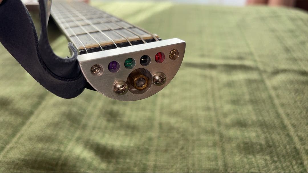 Traveler Guitar Ultra-Light ブラウン　【値下げ】