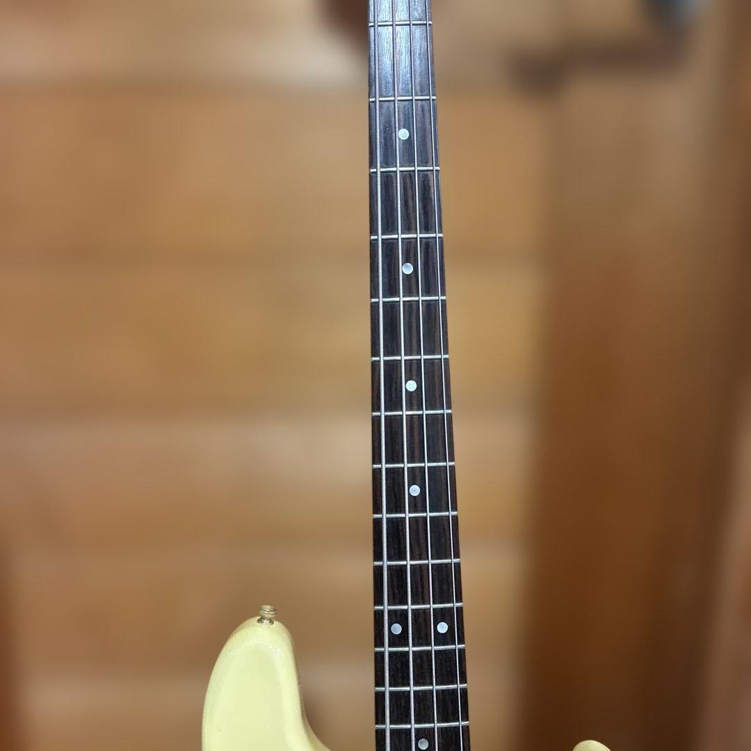 SCHECTER シェクター ジャズベース アイボリー