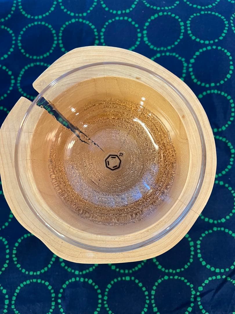 カルデサックcul de sac天然ヒバペットテーブルとガラスボウル