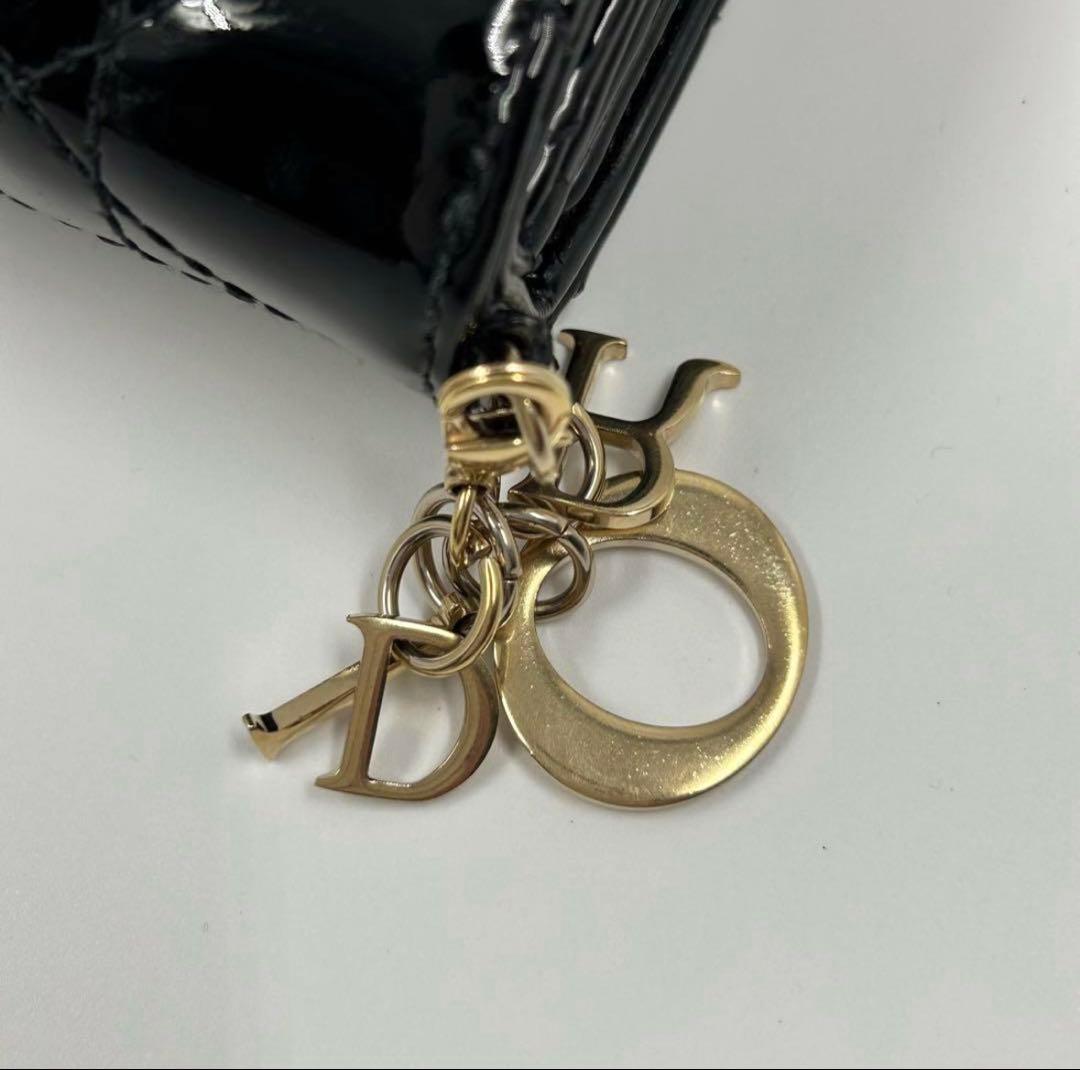 Lady Dior ロータスウォレットカナージュ パテントカーフスキン財布