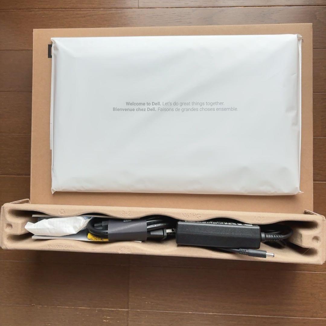 Dell 15 DC15250 ノートパソコン 本体 新品未使用office搭載