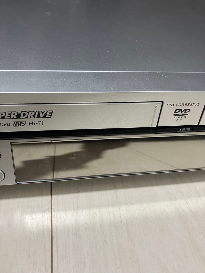 Panasonic DMR-E70V DVDレコーダー　ダビング可
