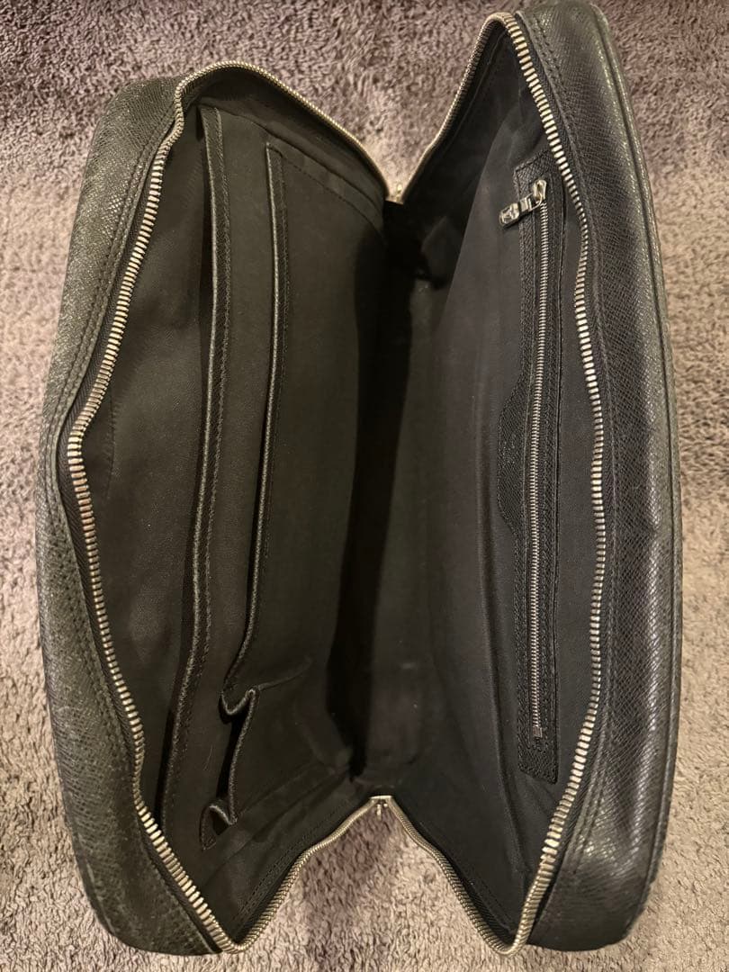 LOUIS VUITTON ルイヴィトン イゴール ビジネス バッグ タイガ