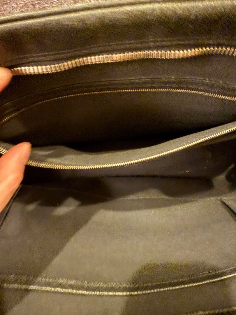 LOUIS VUITTON ルイヴィトン イゴール ビジネス バッグ タイガ