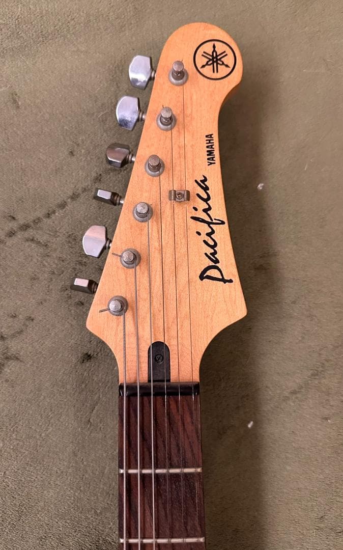 YAMAHA　パシフィカ　PACIFICA　エレキギター　音確認済！