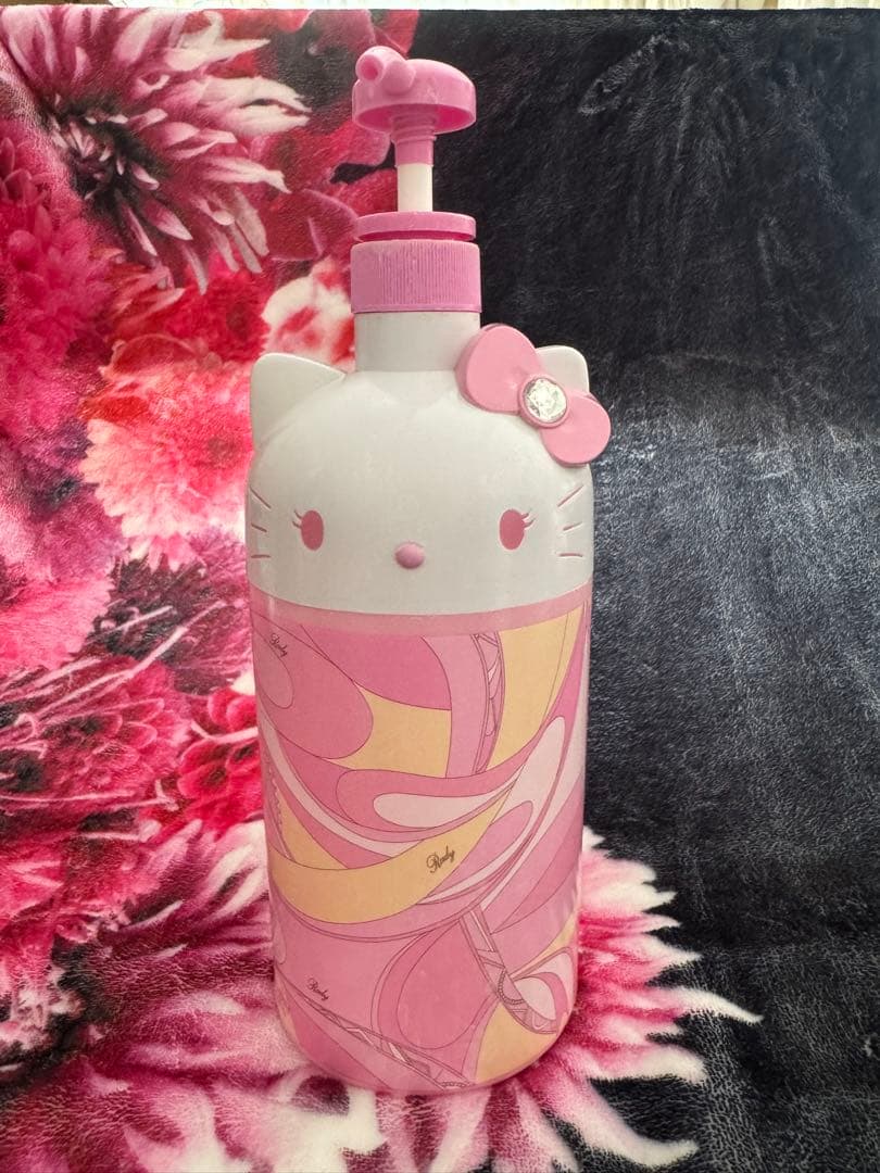 rady キティ シャンプーボトル