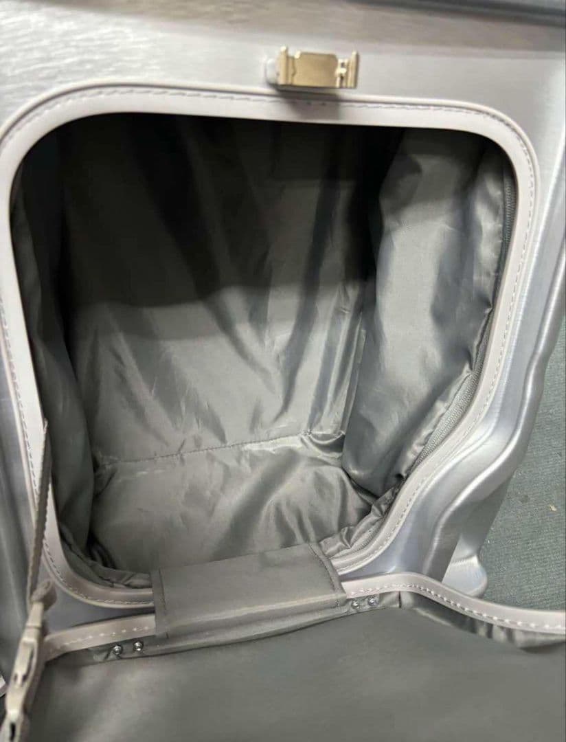 電動スーツケース　HANZON 乗れるTSAロック付きキャリーケース