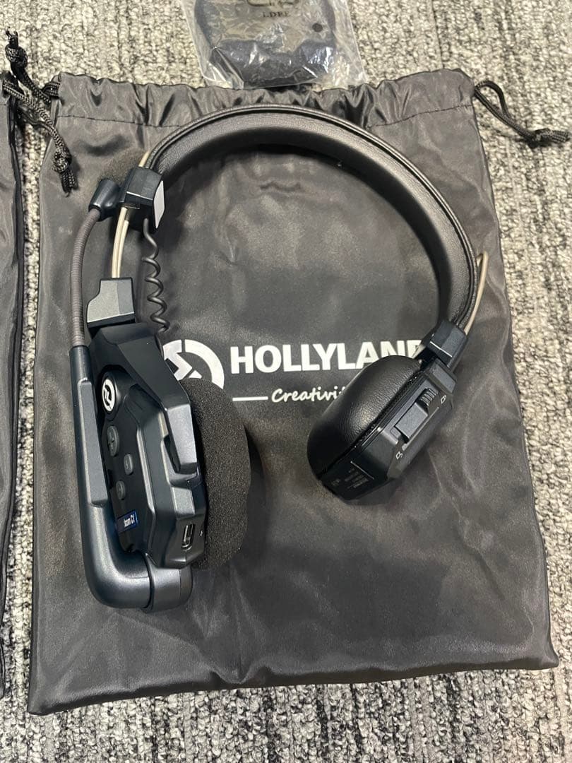 Hollyland Solidcom C1 ワイヤレスインカムシステム　4個