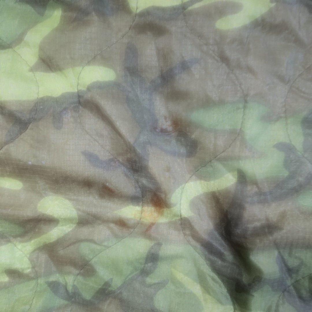 米軍放出品　迷彩色 ナイロン製 ポンチョ＆ポンチョライナー