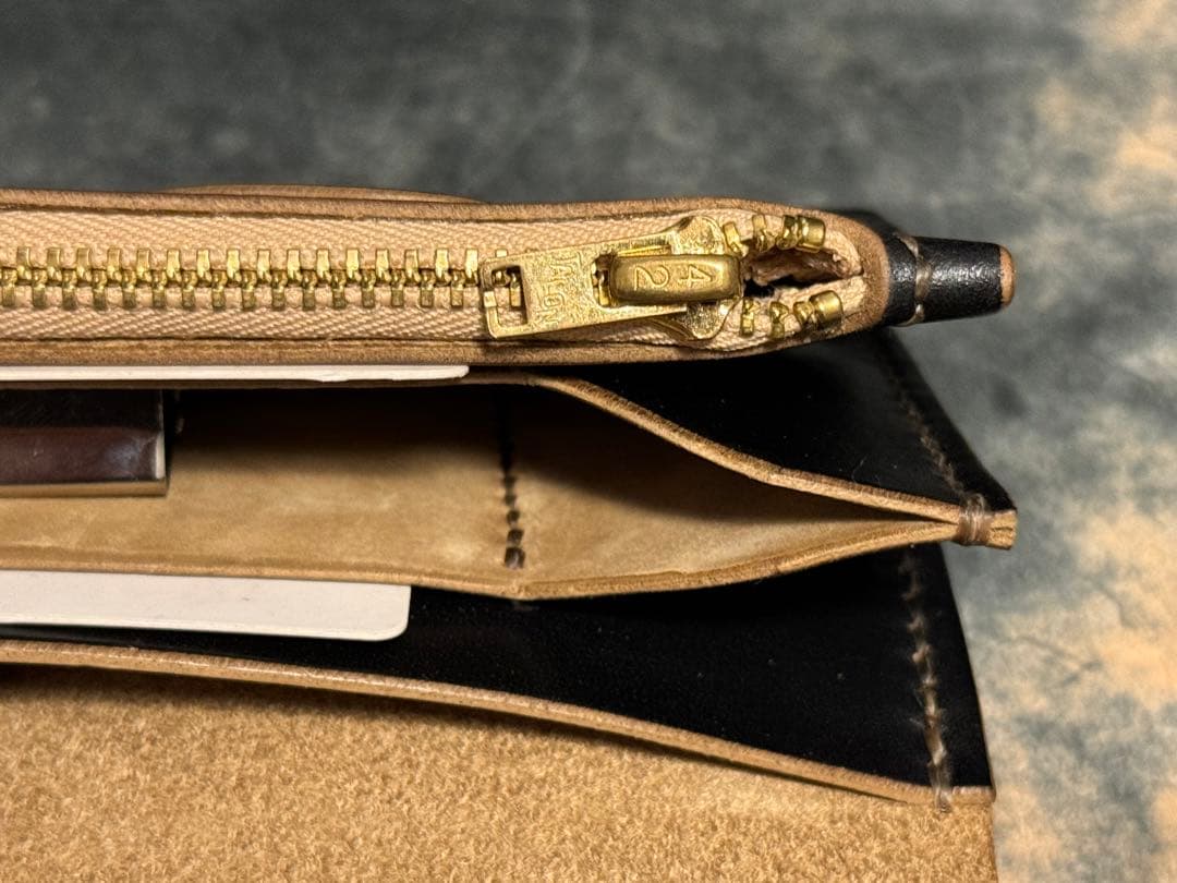 MARYAM社HORSE BUTT(茶芯)血筋多め個体!トラッカーウォレット