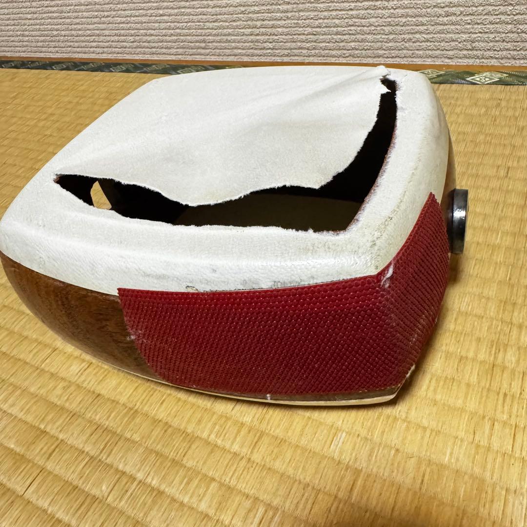 三味線　太棹　紫檀　丸打胴　糸まき　宇柄　天神欠け無し　東さわり有り　リンドウ