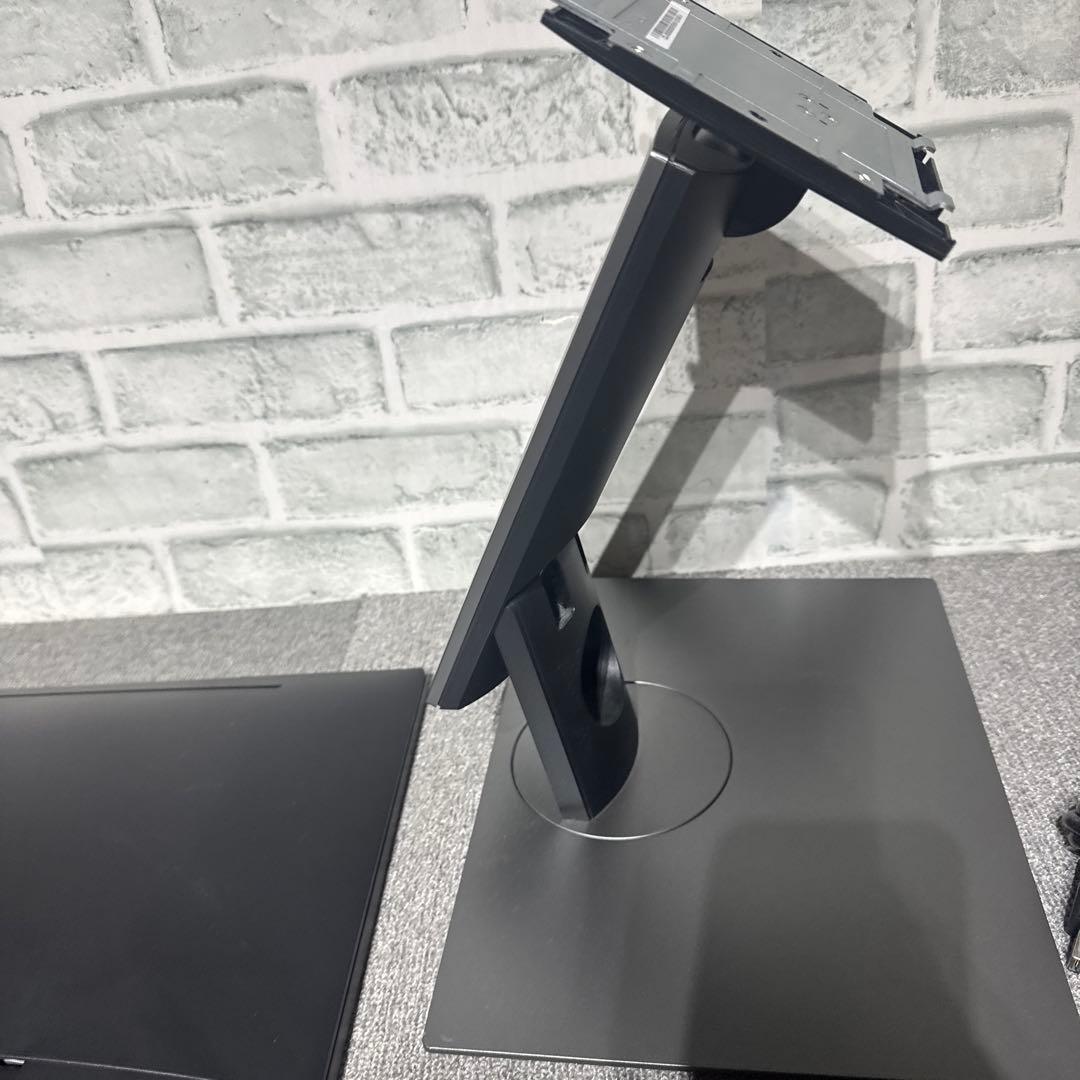 Dell 24 マルチタッチ モニター - P2418HT