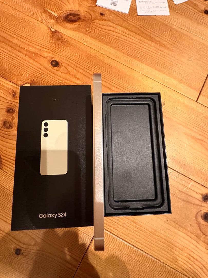 Galaxy S24 アンバーイエロー 256GB国内版 / SIMフリー・美品