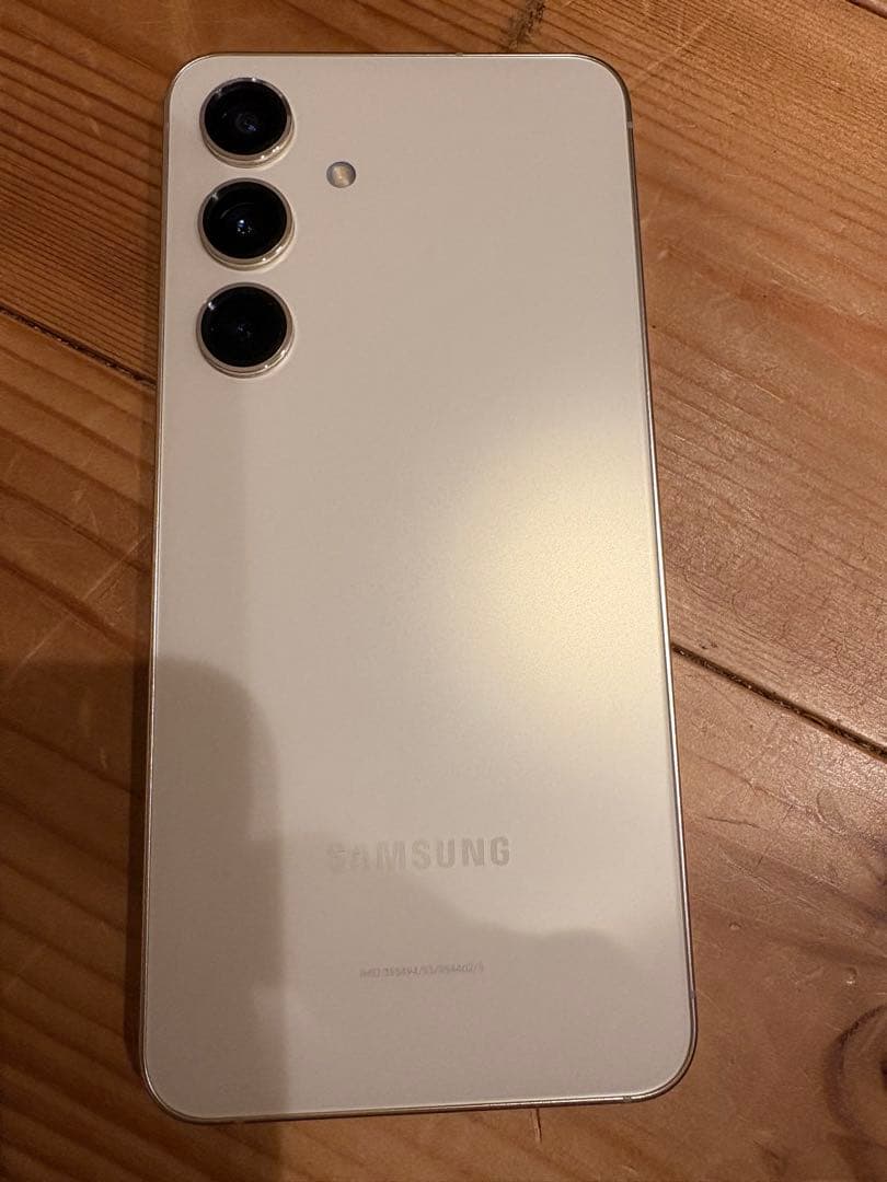 Galaxy S24 アンバーイエロー 256GB国内版 / SIMフリー・美品