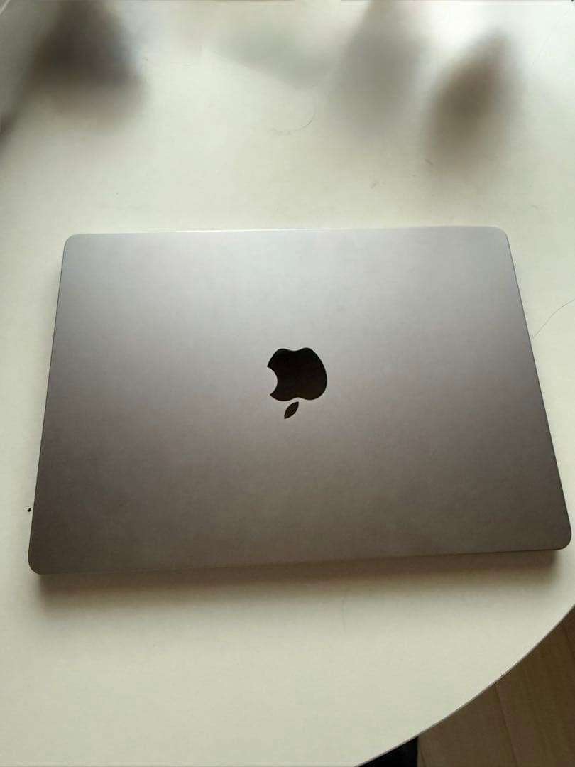 Apple MacBook Air (M2チップ)
