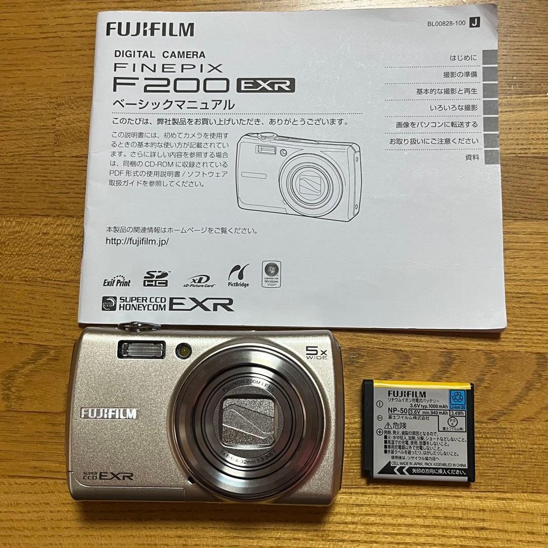FUJIFILM FINEPIX F200 EXR デジカメ 動作未確認 美品