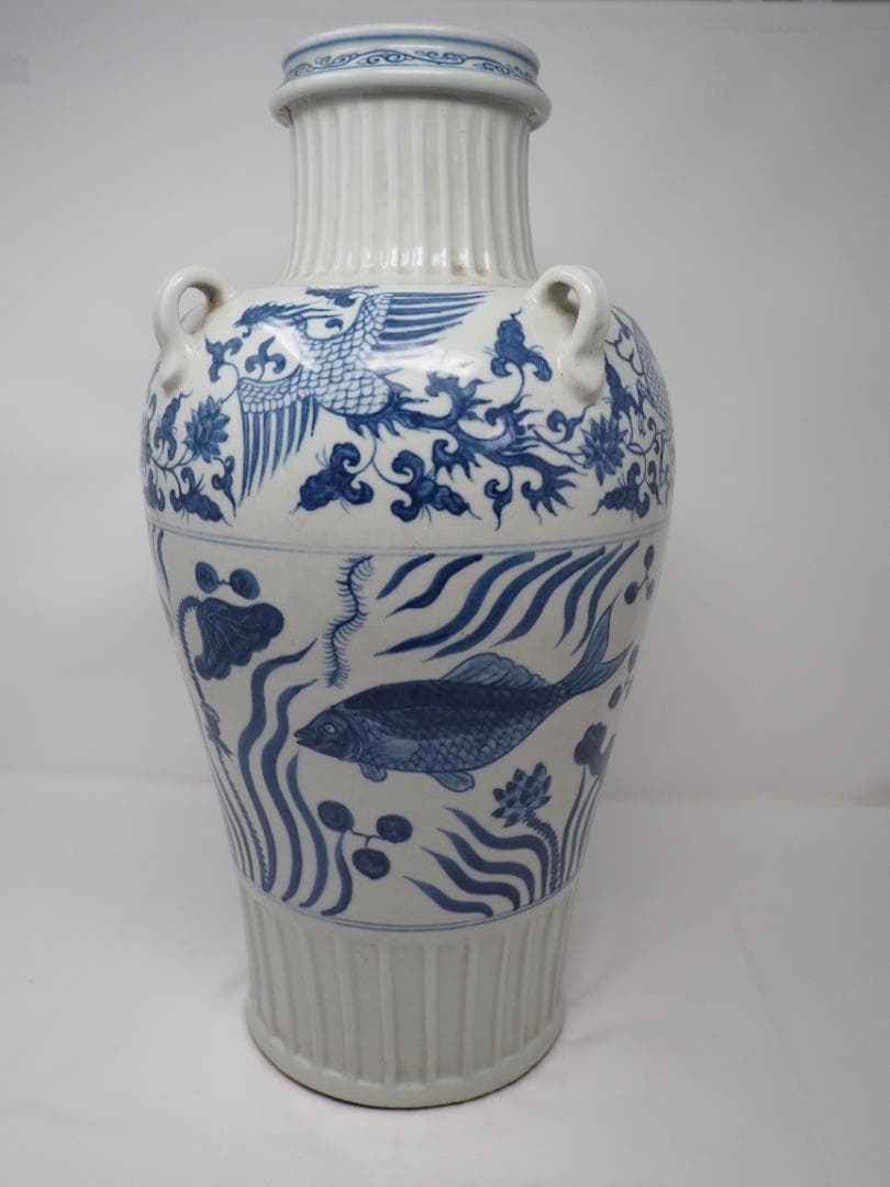 青花　染付　耳付　瓶　壺　花瓶　麒麟　鳳凰　魚　蓮　魚藻紋　中国　中華　修理跡