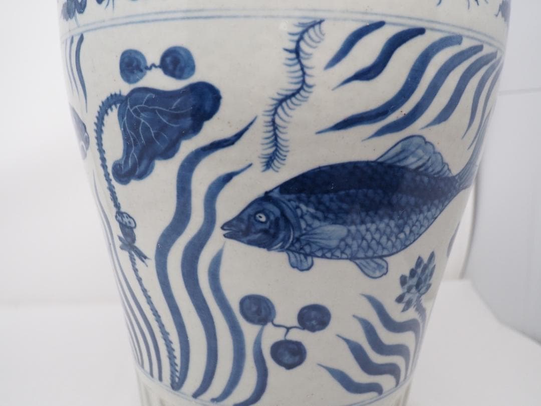 青花　染付　耳付　瓶　壺　花瓶　麒麟　鳳凰　魚　蓮　魚藻紋　中国　中華　修理跡