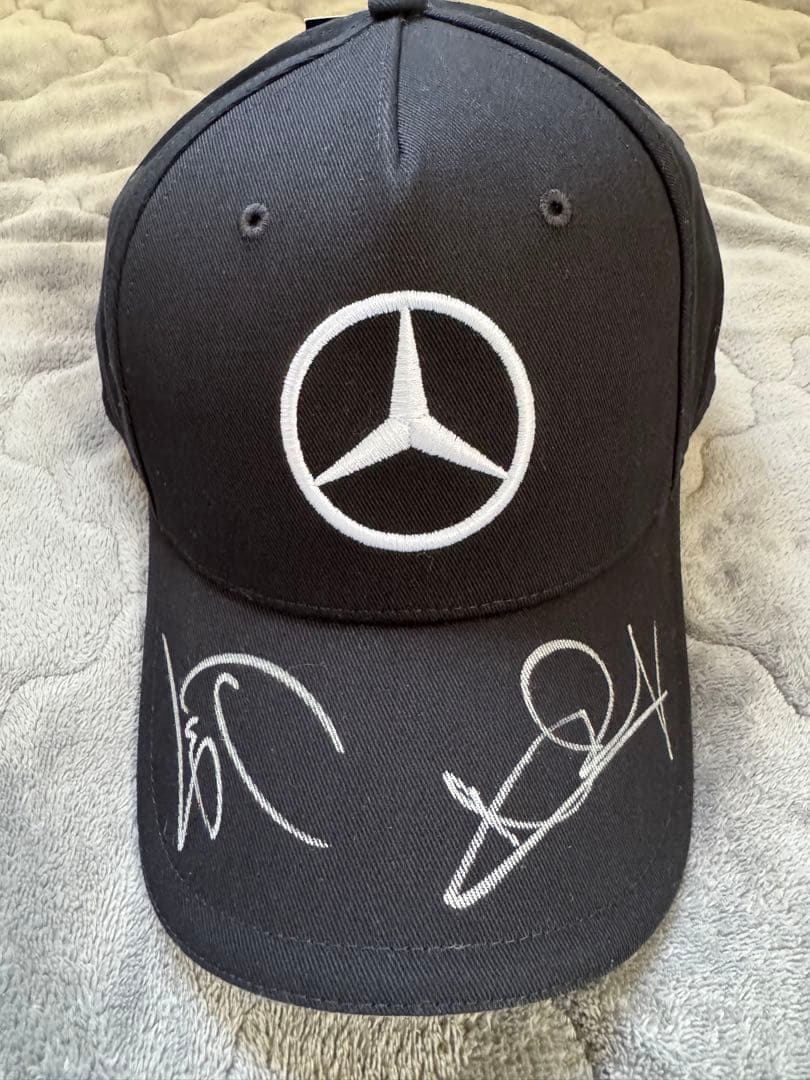 F1 メルセデス AMG ニコ&ルイス 直筆サイン キャップ